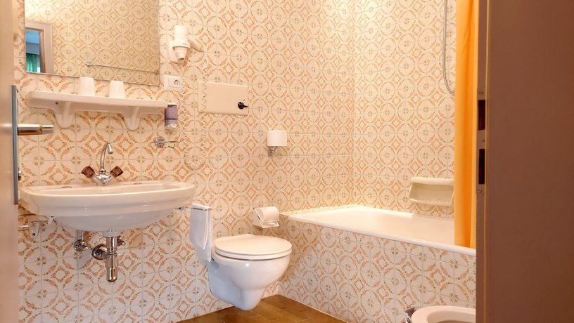 Imagen de la habitación del Hotel Schuster. Foto 8