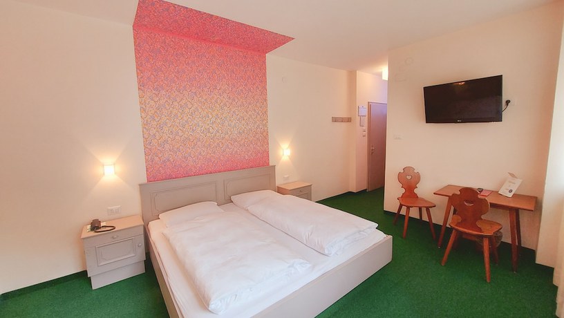 Imagen de la habitación del Hotel Schuster. Foto 13