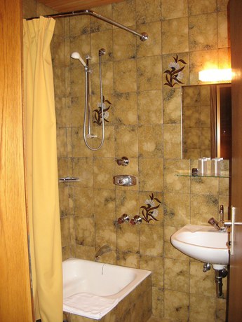 Imagen de la habitación del Hotel Schuster. Foto 14