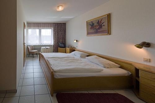 Imagen de la habitación del Hotel Sch&uuml;tz. Foto 10