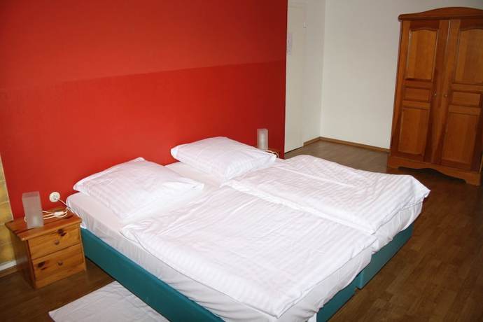 Imagen de la habitación del Hotel Schwaferts. Foto 8
