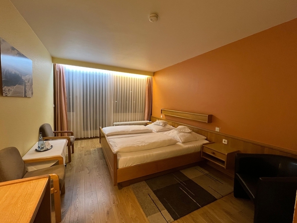 Imagen de la habitación del Hotel Schwan, Rastatt. Foto 3