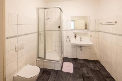 Imagen de la habitación del Hotel Schwanen, Memmingen. Foto 20