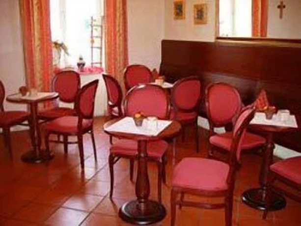 Imagen del bar/restaurante del Hotel Schwarzacher Hof. Foto 7