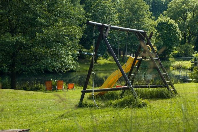 Imagen de los exteriores del Hotel Schwarzbachtal Hideaway. Foto 12