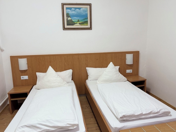 Imagen de la habitación del Hotel Schwert, Kehl. Foto 11