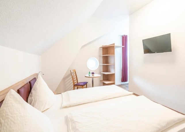 Imagen de la habitación del Hotel Schwert, Kehl. Foto 14