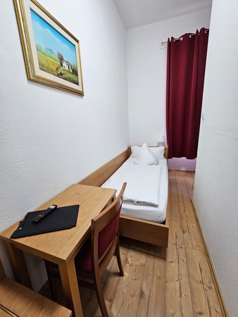 Imagen de la habitación del Hotel Schwert, Kehl. Foto 15