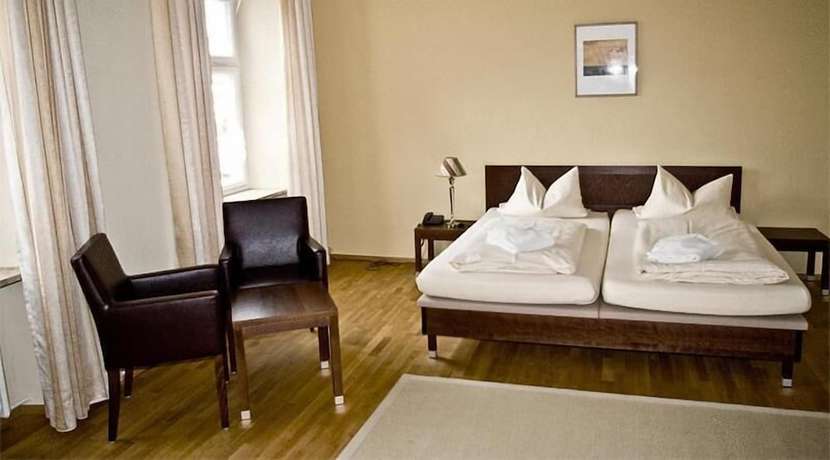 Imagen de la habitación del Hotel Schyrenhof. Foto 14