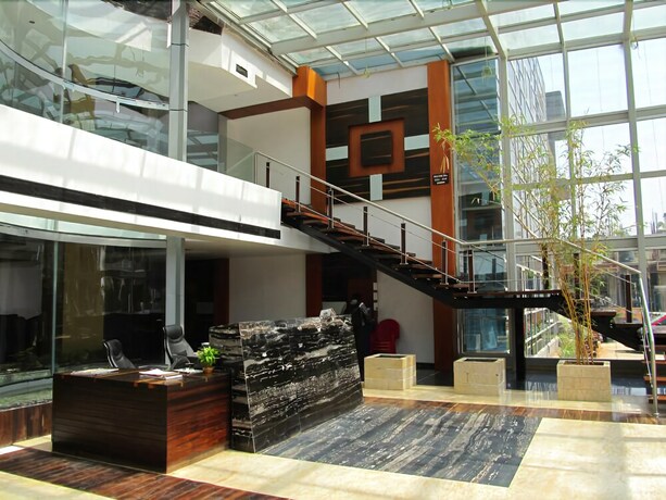 Imagen de los interiores del Hotel Sea Rock Villa. Foto 7