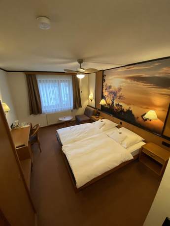 Imagen de la habitación del Hotel Seebach. Foto 17