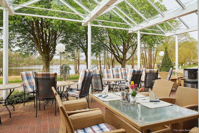 Imagen del bar/restaurante del Hotel Seeblick, M&uuml;hbrook. Foto 6