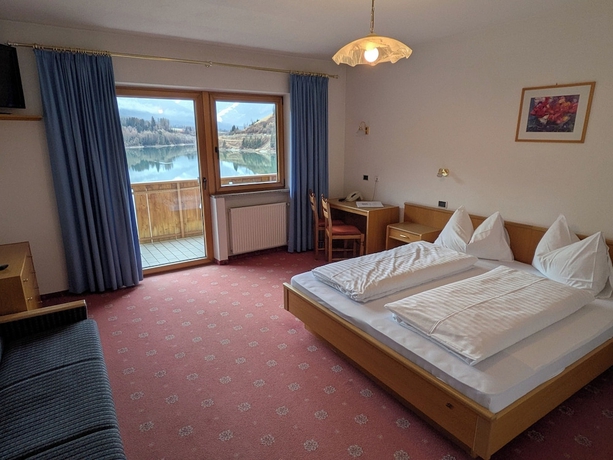 Imagen de la habitación del Hotel Seehof, Cortina d'Ampezzo . Foto 9
