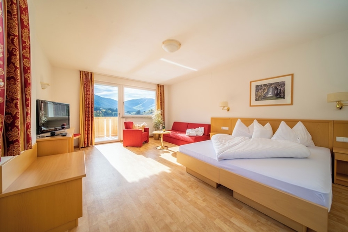 Imagen de la habitación del Hotel Seehof, Cortina d'Ampezzo . Foto 10