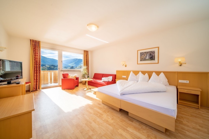 Imagen de la habitación del Hotel Seehof, Cortina d'Ampezzo . Foto 11