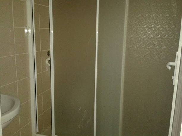 Imagen de la habitación del Hotel Seker. Foto 6