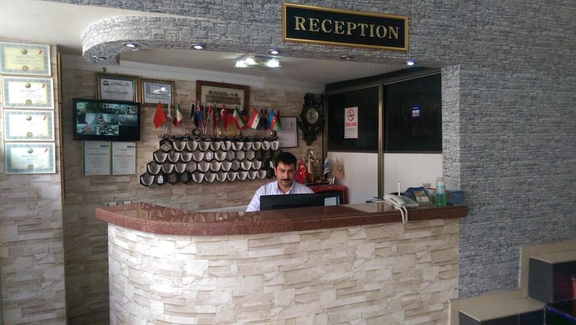 Imagen de los interiores del Hotel Seker. Foto 11