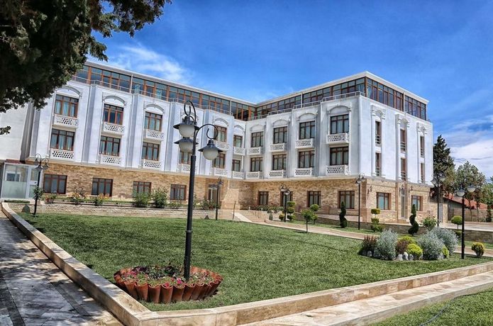 Imagen de los exteriores del Hotel Selimpasa Konagi. Foto 10