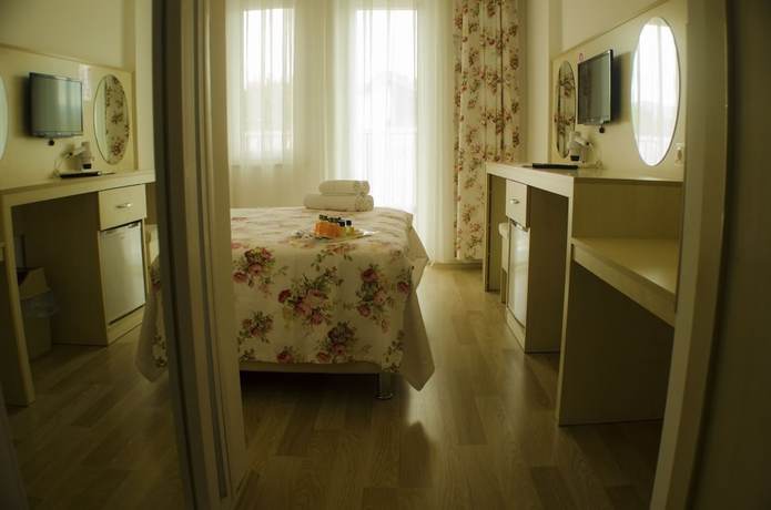 Imagen de la habitación del Hotel Seril 2. Foto 7