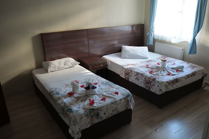 Imagen de la habitación del Hotel Serkan. Foto 6
