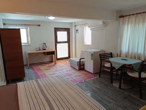 Imagen de la habitación del Hotel Sevgi 2. Foto 8