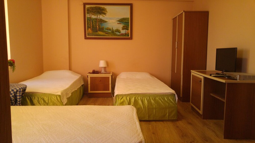 Imagen de la habitación del Hotel SevturInn. Foto 5