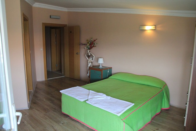 Imagen de la habitación del Hotel SevturInn. Foto 9