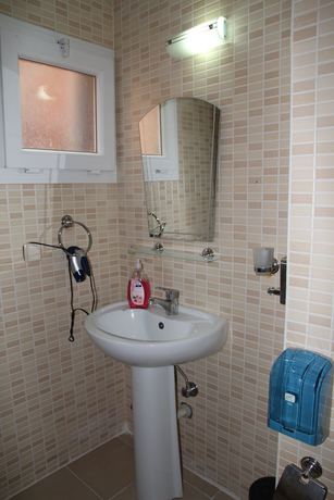 Imagen de la habitación del Hotel SevturInn. Foto 11