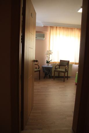 Imagen de la habitación del Hotel SevturInn. Foto 13