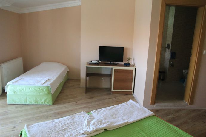 Imagen de la habitación del Hotel SevturInn. Foto 15