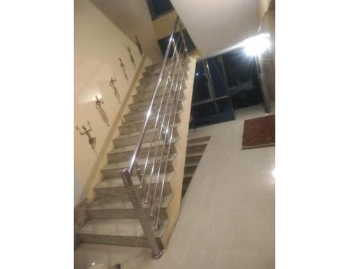 Imagen general del Hotel Shree, Somnath. Foto 12