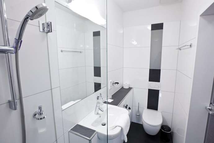 Imagen de la habitación del Hotel Siebenschl&auml;fer. Foto 5