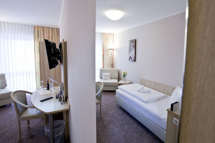 Imagen de la habitación del Hotel Siebenschl&auml;fer. Foto 19