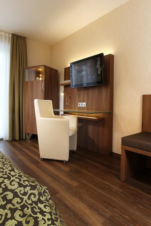Imagen de la habitación del Hotel Simonshof Wolfsburg. Foto 4