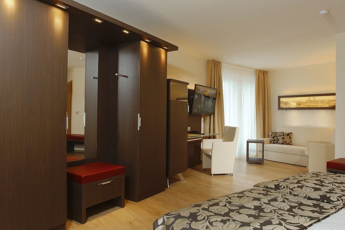 Imagen de la habitación del Hotel Simonshof Wolfsburg. Foto 15