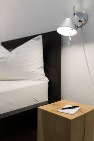 Imagen de la habitación del Hotel Six. Foto 9