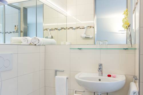 Imagen de la habitación del Hotel Six. Foto 14