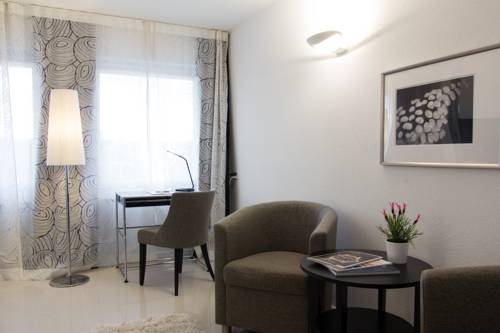 Imagen de la habitación del Hotel Six. Foto 15