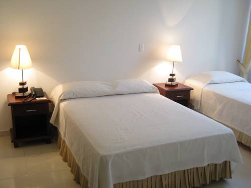 Imagen de la habitación del Hotel Sol Dorado. Foto 6