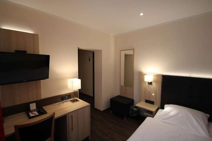 Imagen de la habitación del Hotel Sonderfeld. Foto 4