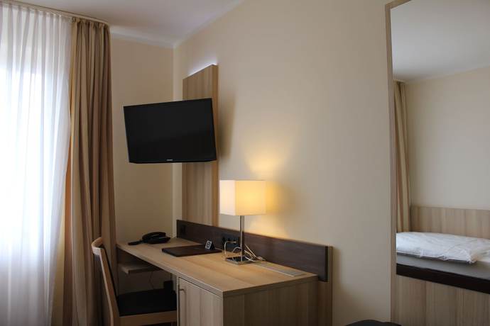 Imagen de la habitación del Hotel Sonderfeld. Foto 5