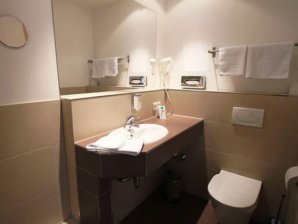 Imagen de la habitación del Hotel Sonderfeld. Foto 9