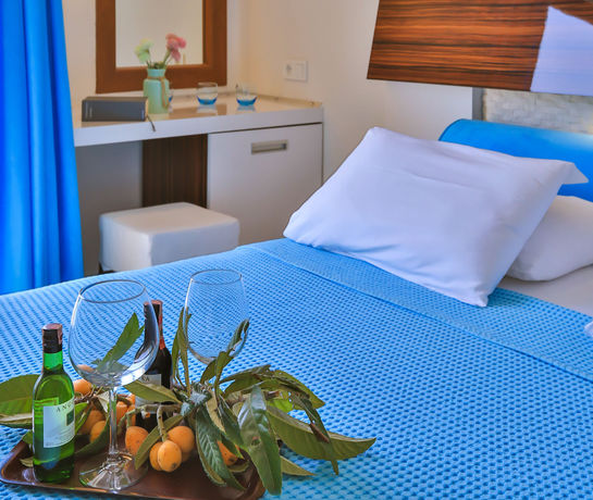 Imagen del bar/restaurante del Hotel Sonne - Adults Only. Foto 3