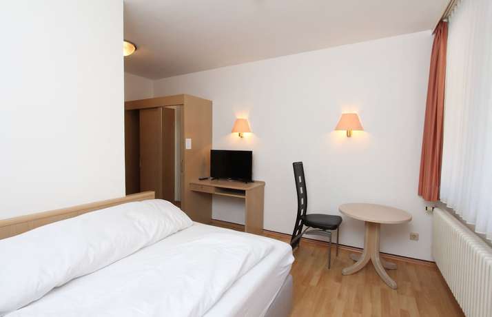 Imagen de la habitación del Hotel Sonne, Bad Wildbad. Foto 3