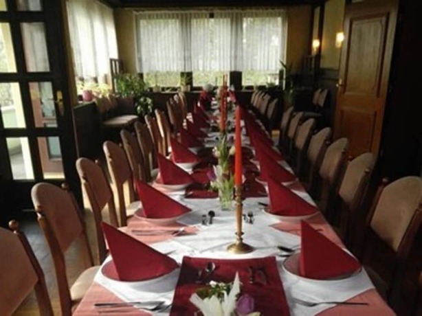 Imagen del bar/restaurante del Hotel Sonne, Muggendorf. Foto 2