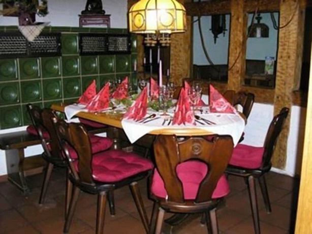 Imagen del bar/restaurante del Hotel Sonne, Muggendorf. Foto 9
