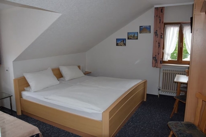 Imagen de la habitación del Hotel Sonne, Sinsheim. Foto 9