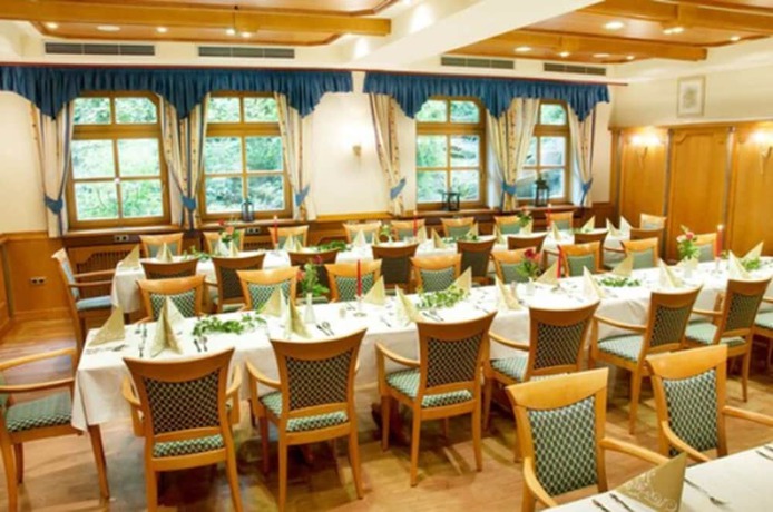 Imagen del bar/restaurante del Hotel Sonnenblick. Foto 5