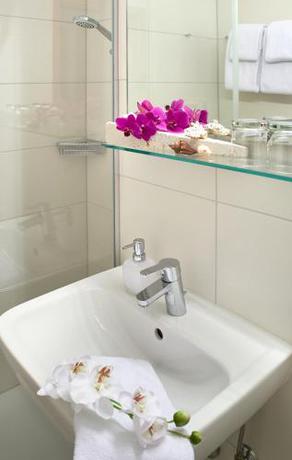 Imagen de la habitación del Hotel Sonnenhof, Aunham. Foto 7