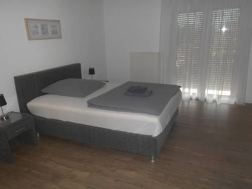 Imagen de la habitación del Hotel Sonnenhof, Sindelfingen. Foto 3